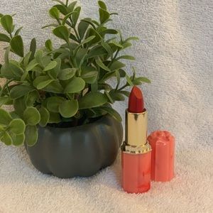 Aloe Lipstick: Shade B11